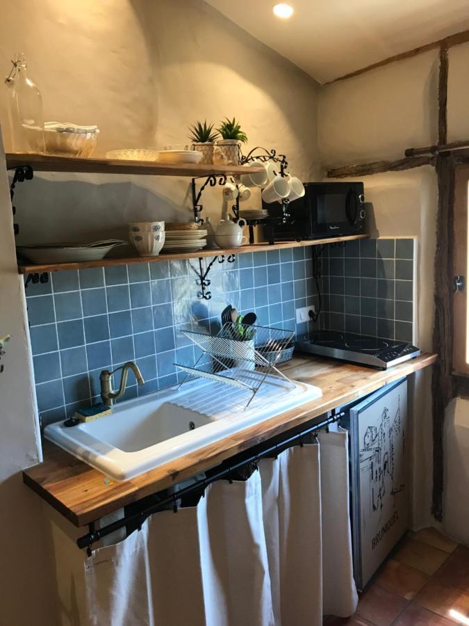 Le Pigeonnier Du Beffroi Villa Bruniquel Exteriör bild